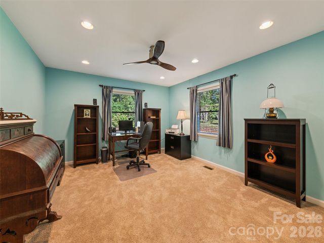 58 Sedgewood Court, Fairview, NC 28730