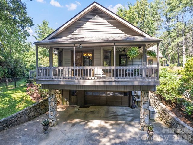 58 Sedgewood Court, Fairview, NC 28730