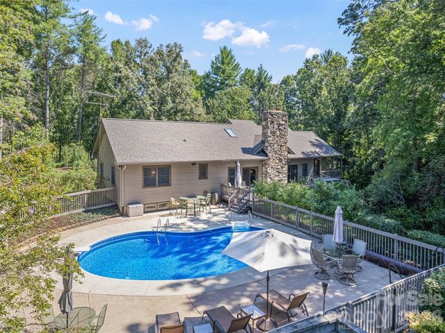 58 Sedgewood Court, Fairview, NC 28730