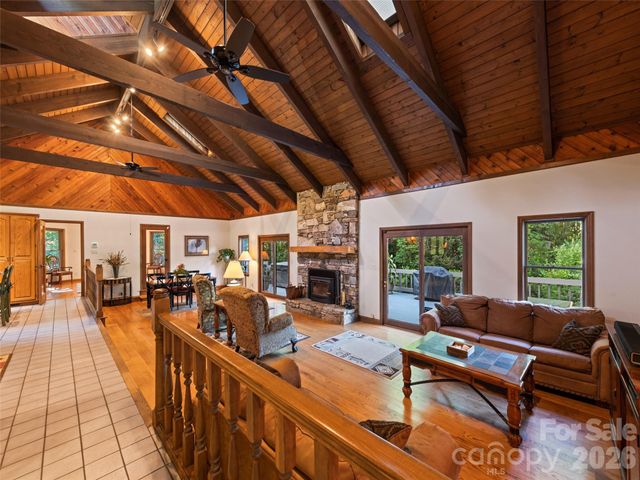 58 Sedgewood Court, Fairview, NC 28730