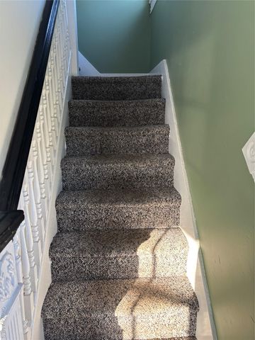 89 Marion Street 2, Lynbrook, NY 11563