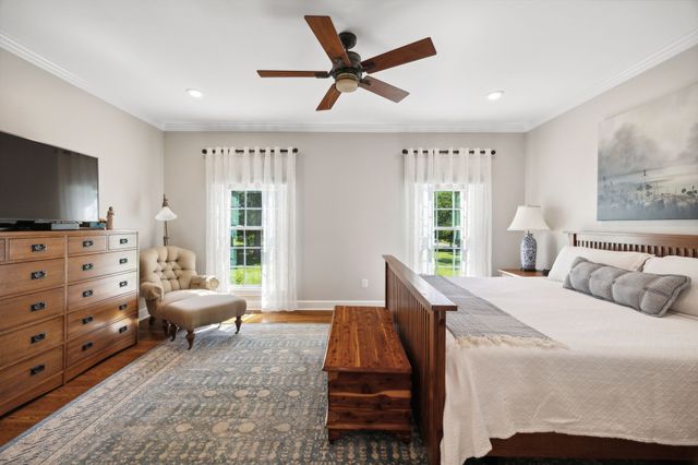 3208 Thoroughbred Dr, Hermitage, TN 37076