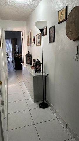 1340 Lincoln Rd 401, Miami Beach, FL 33139