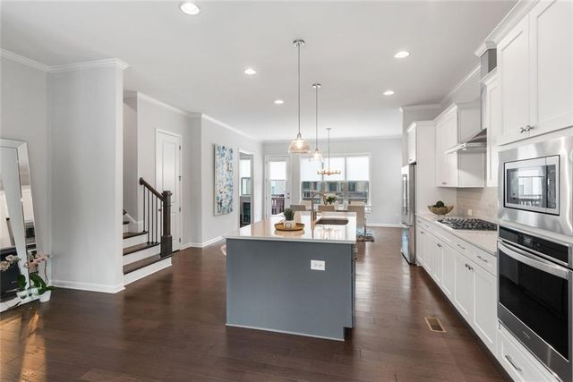 1002 Milhaven Drive 61, Roswell, GA 30076