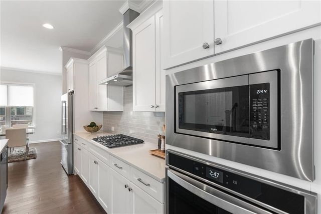 1002 Milhaven Drive 61, Roswell, GA 30076