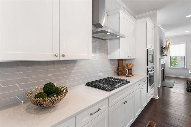 1002 Milhaven Drive 61, Roswell, GA 30076