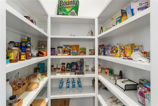 1002 Milhaven Drive 61, Roswell, GA 30076