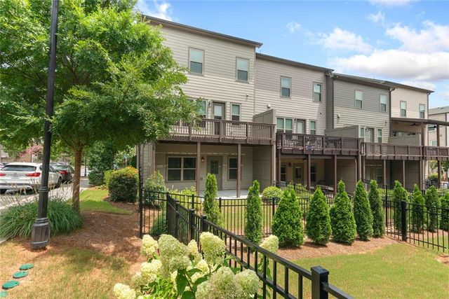 1002 Milhaven Drive 61, Roswell, GA 30076