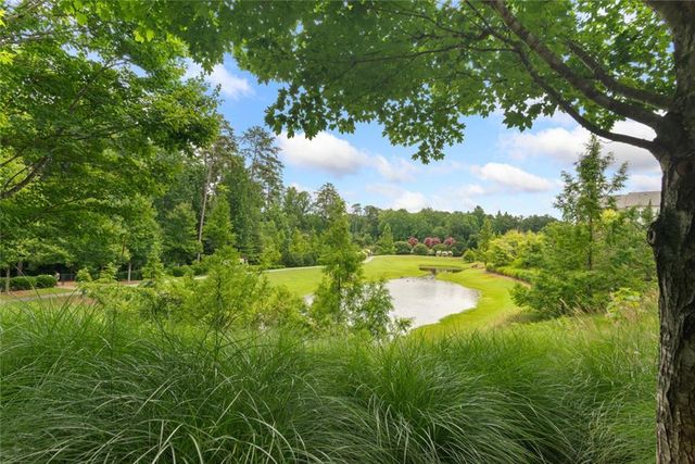 1002 Milhaven Drive 61, Roswell, GA 30076