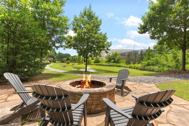 1002 Milhaven Drive 61, Roswell, GA 30076