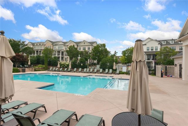 1002 Milhaven Drive 61, Roswell, GA 30076