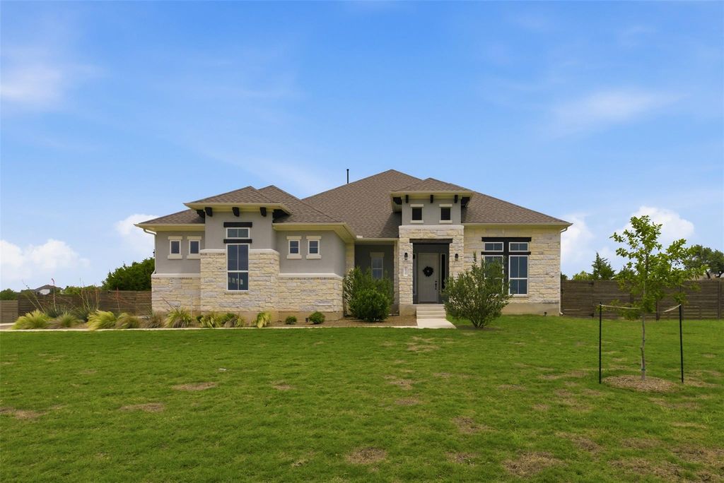 1937 Halflinger LN, Leander, TX 78641