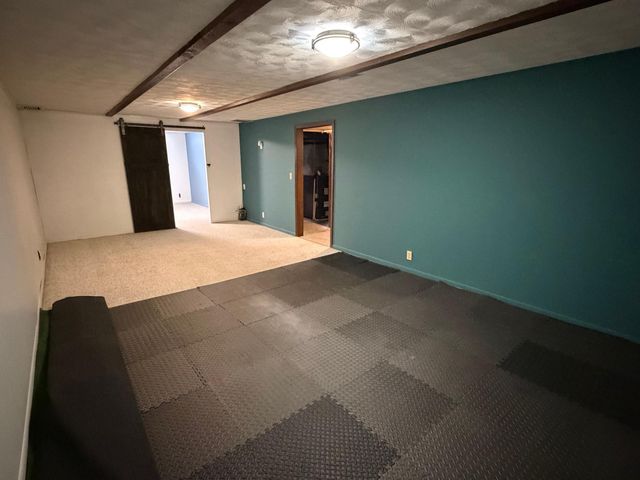 724 Southview Drive SW, Hutchinson, MN 55350