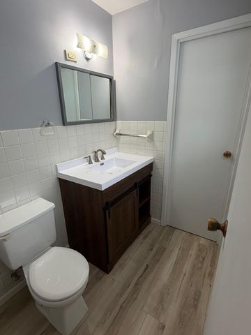 724 Southview Drive SW, Hutchinson, MN 55350