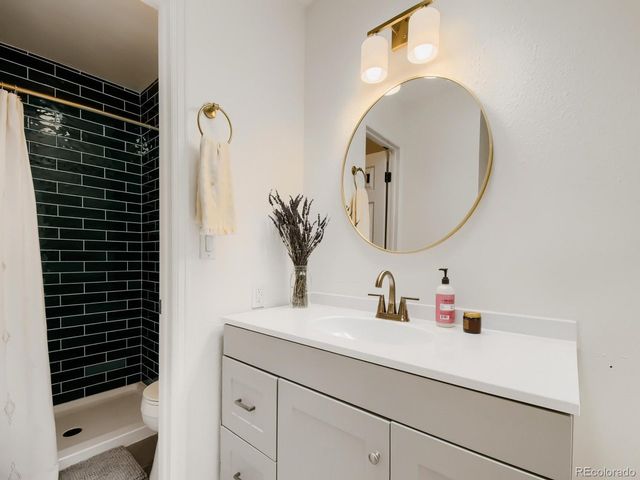 6305 W 6th Ave D27, Denver, CO 80214