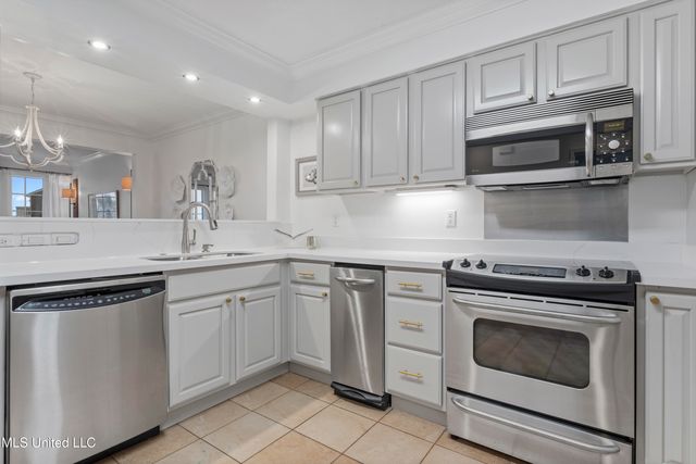 717 Bienville Boulevard, B2, Ocean Springs, MS 39564