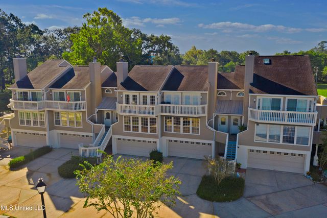 717 Bienville Boulevard, B2, Ocean Springs, MS 39564