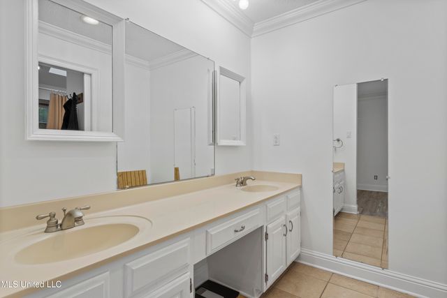 717 Bienville Boulevard, B2, Ocean Springs, MS 39564