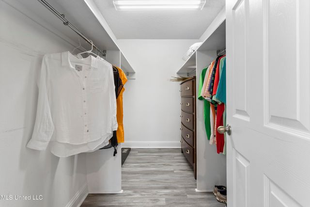 717 Bienville Boulevard, B2, Ocean Springs, MS 39564