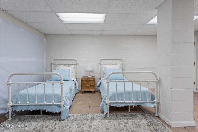 717 Bienville Boulevard, B2, Ocean Springs, MS 39564