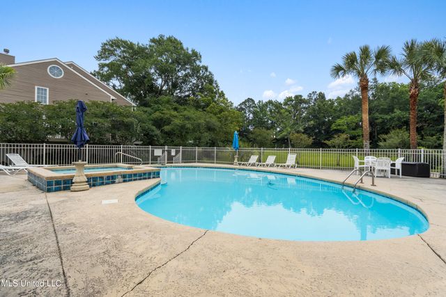 717 Bienville Boulevard, B2, Ocean Springs, MS 39564