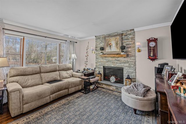 278 Ridge Road, Ridge, NY 11961