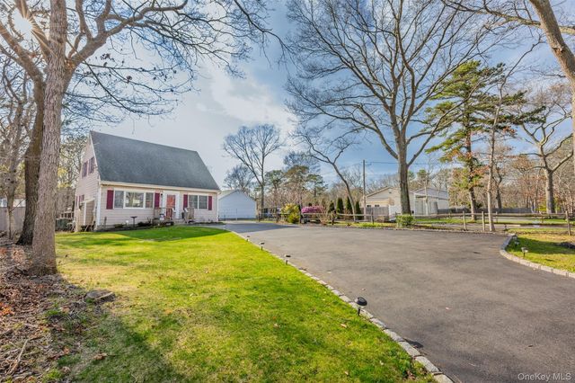 278 Ridge Road, Ridge, NY 11961