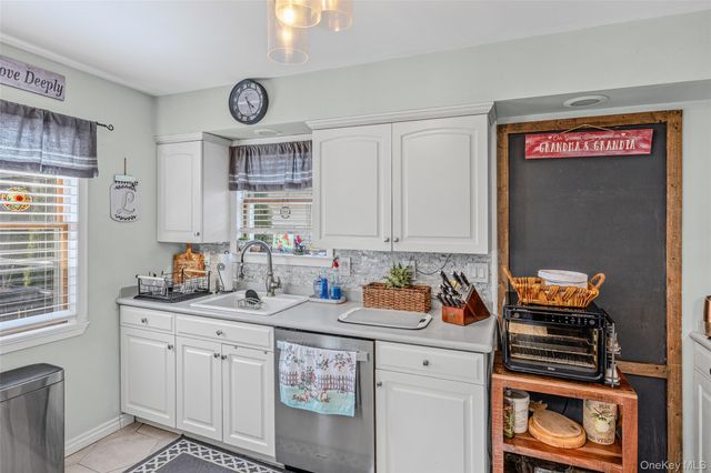 278 Ridge Road, Ridge, NY 11961