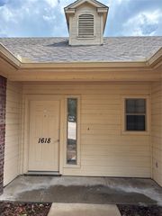 1618 Summer Hill Court, Granbury, TX 76048