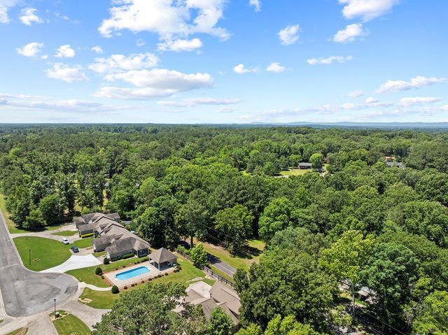 552 Hamilton Way, Chatsworth, GA 30705
