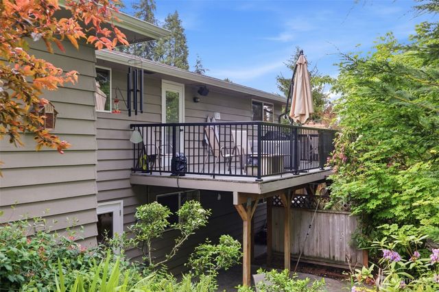 826 Maplewood Avenue, Kent, WA 98030