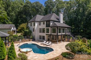 7306 Cobblecreek Drive, Matthews, NC 28104