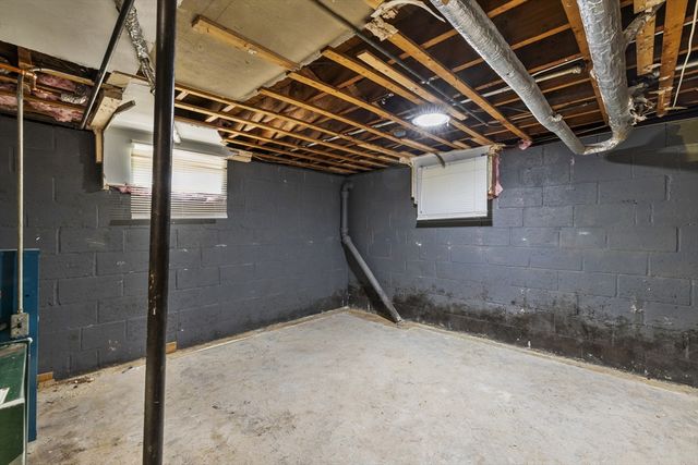52 Chesterfield, Boston, MA 02136