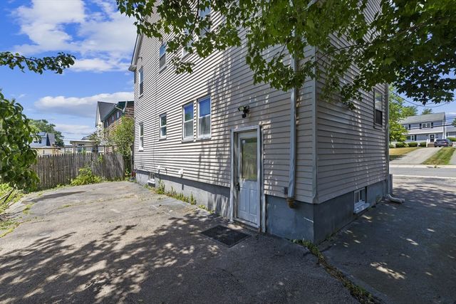52 Chesterfield, Boston, MA 02136