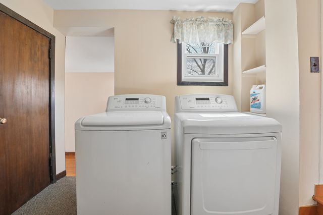 901 E Sunrise Road, Addison, IL 60101