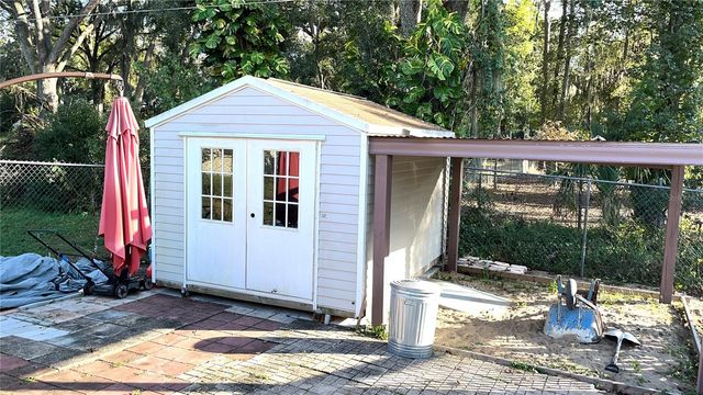 326 FOX LAKE DRIVE, Lakeland, FL 33809