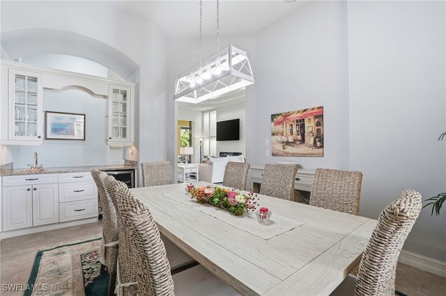 18100 Via Bellamare LN, Miromar Lakes, FL 33913