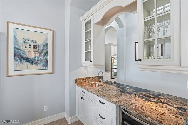 18100 Via Bellamare LN, Miromar Lakes, FL 33913