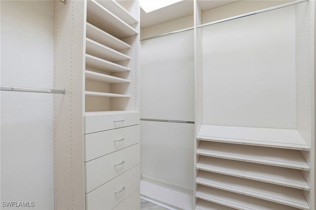 18100 Via Bellamare LN, Miromar Lakes, FL 33913