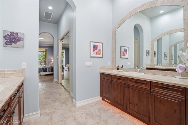 18100 Via Bellamare LN, Miromar Lakes, FL 33913