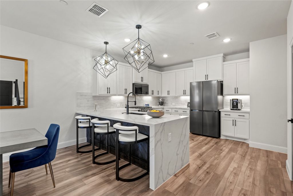 8683 Dynasty Lane, Frisco, TX 75034
