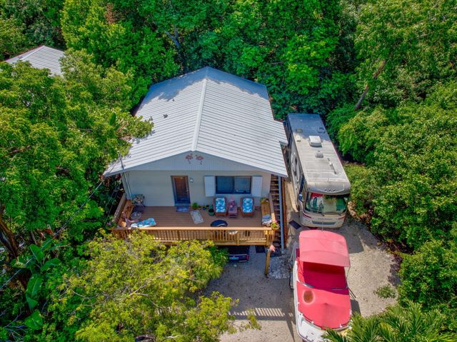 122 Ocean View Drive, Key Largo, FL 33070