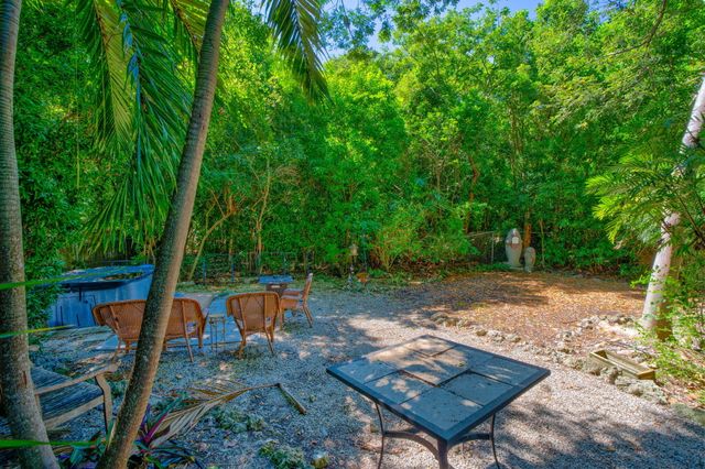 122 Ocean View Drive, Key Largo, FL 33070