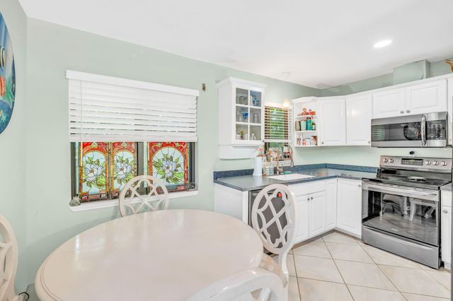 122 Ocean View Drive, Key Largo, FL 33070