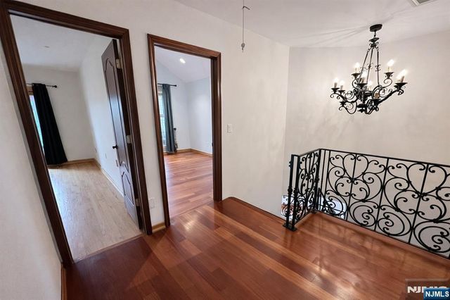 416 Oncrest Terrace, Cliffside Park, NJ 07010