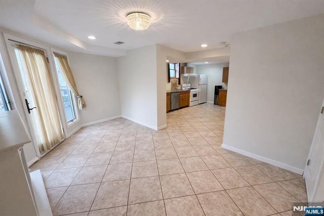 416 Oncrest Terrace, Cliffside Park, NJ 07010