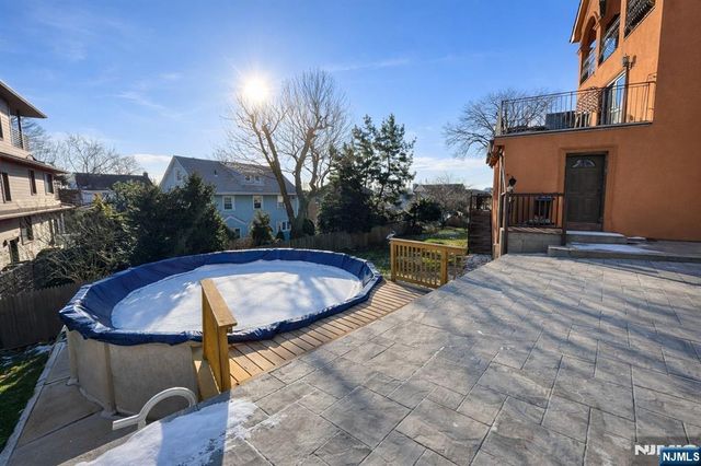 416 Oncrest Terrace, Cliffside Park, NJ 07010