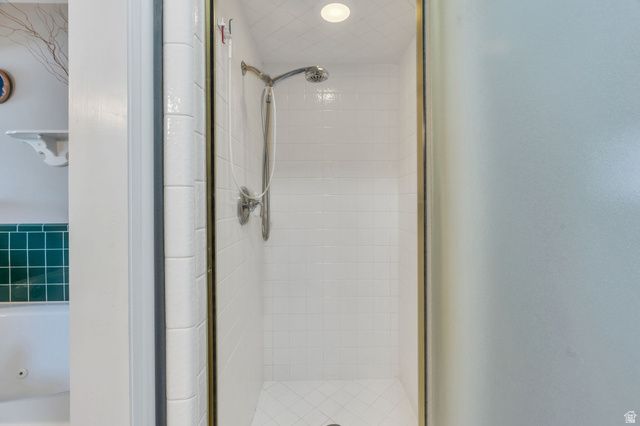 1063 E 1100 N, Pleasant Grove, UT 84062