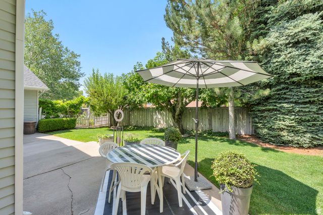 1063 E 1100 N, Pleasant Grove, UT 84062