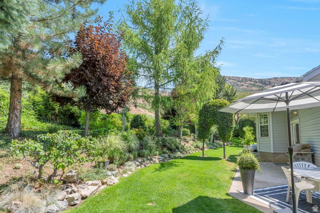 1063 E 1100 N, Pleasant Grove, UT 84062